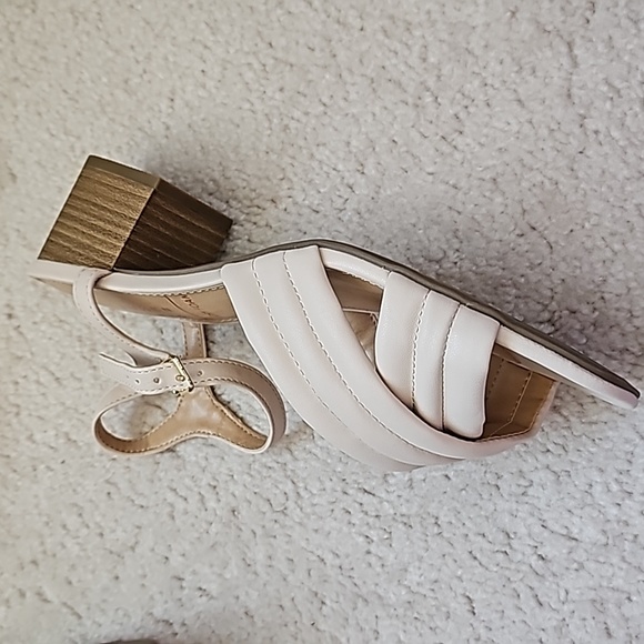 NWT Blush Memory Foam Heeled Sandals 8 - Picture 2 of 5
